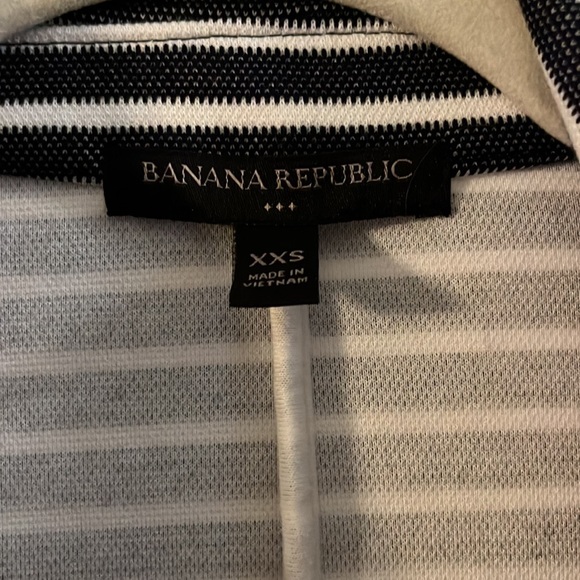 Banana Republic Pique Knit Preppy Blazer - Picture 3 of 6